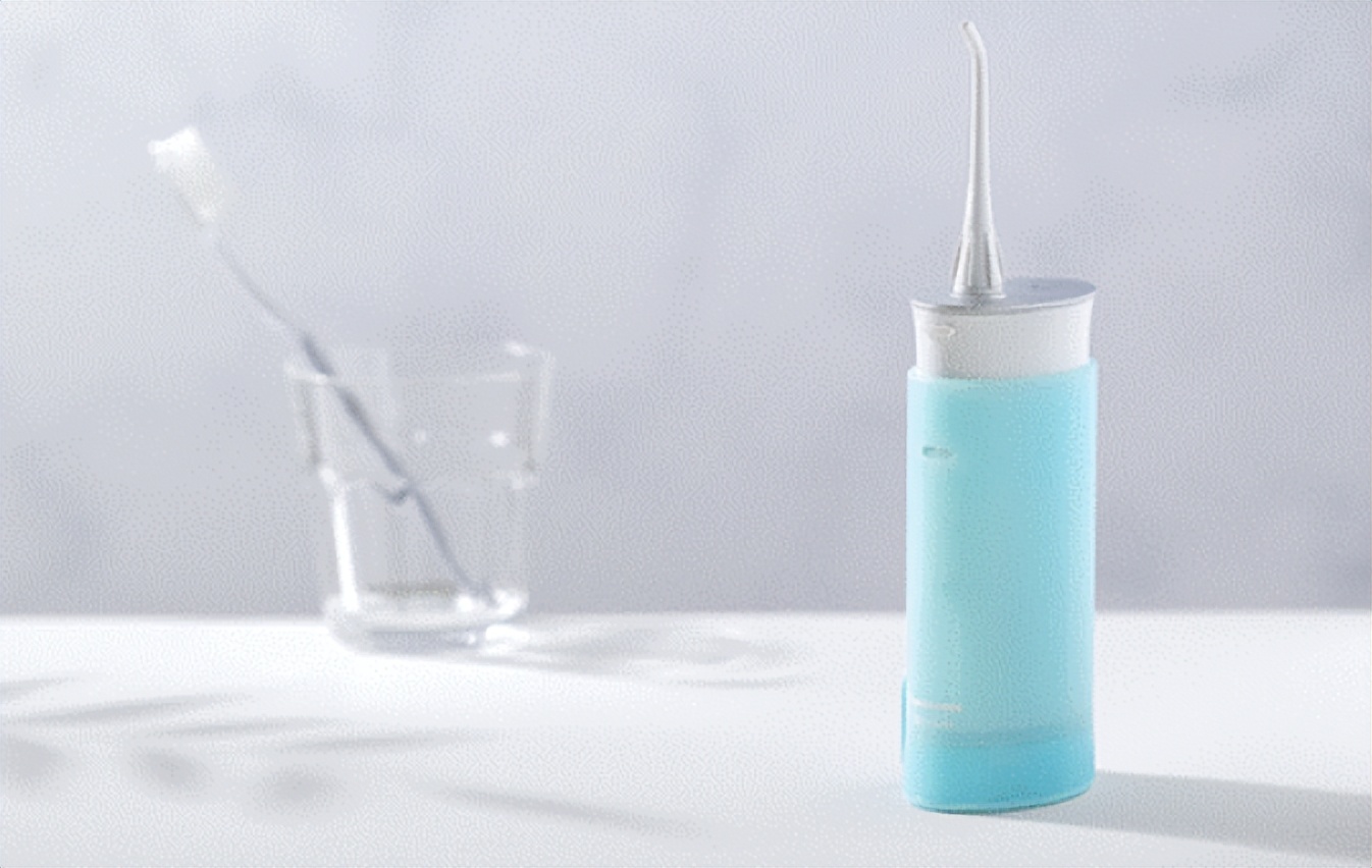 用水牙线冲牙好吗,冲牙器对牙龈有害吗