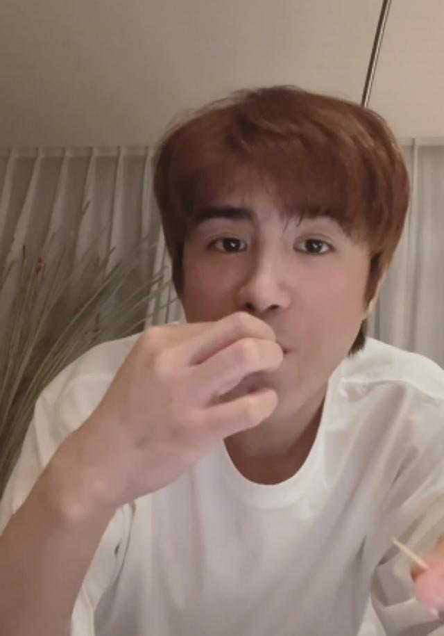 姜潮吃晚饭,姜潮吃戏