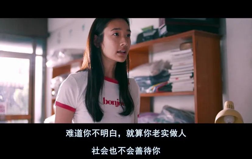 泰国泰娱走红毯很疯吗,泰国曼谷韩流演唱会