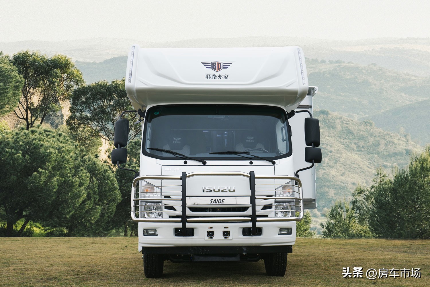 赛德卡700p房车是哪个品牌,最新款五十铃轻卡升顶带拓展房车