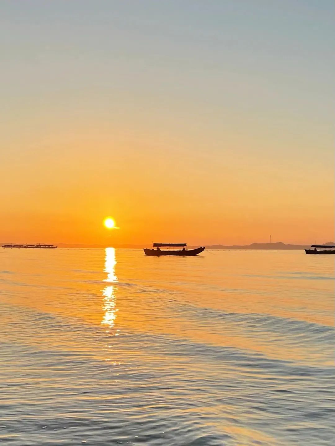 回到小县城朝九晚五,回到朝九晚五的心情说说