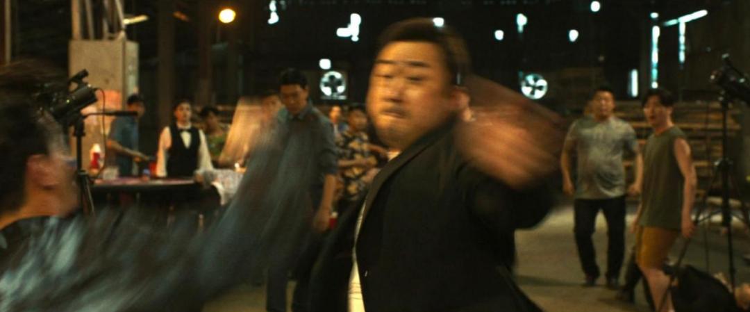 让韩国四分之一人口走进影院,这个比哈尔滨张谦蛋更狠的男人来了