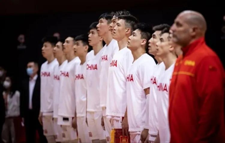 中国男篮vs日本男篮胡金秋集锦,篮球直播中国男篮曾凡博