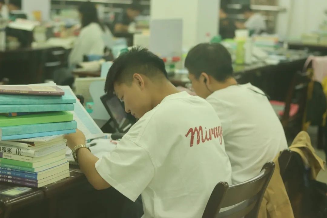 为什么选择华夏理工？十大理由告诉你！