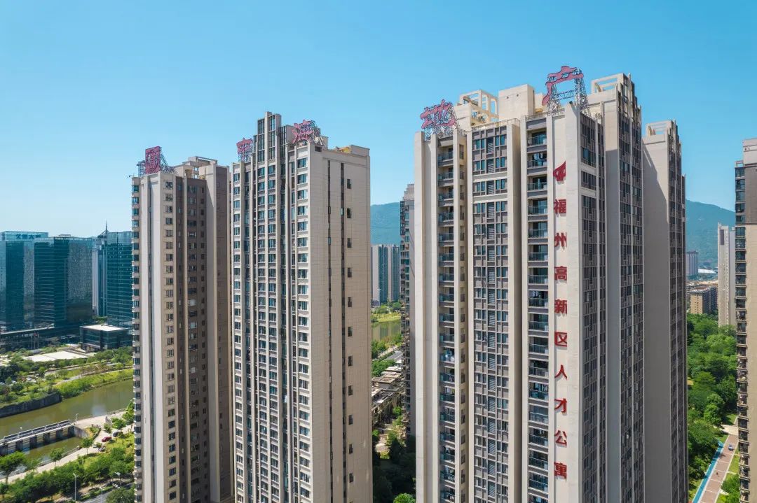 日报整版关注“榕创汇”！福州高新区射出三支“穿云箭”