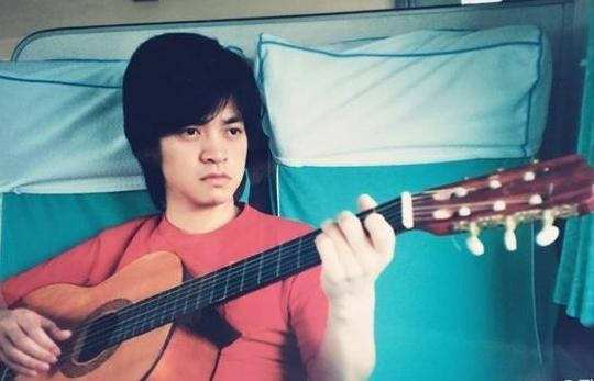 李健结婚20年一直丁克，房子也不买：太清醒还是不负责？