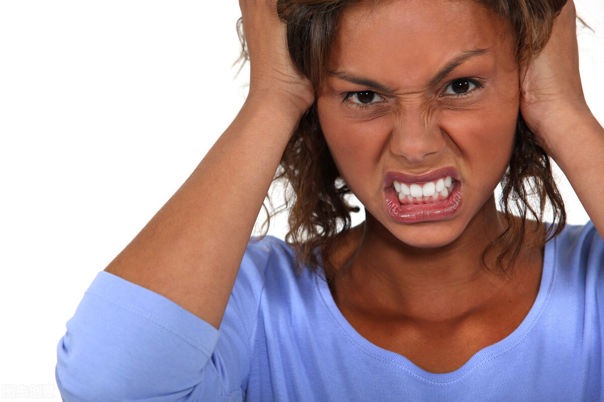 外阴白斑不痒了下一步怎么治疗呢,外阴白斑的物理治疗需要住院吗