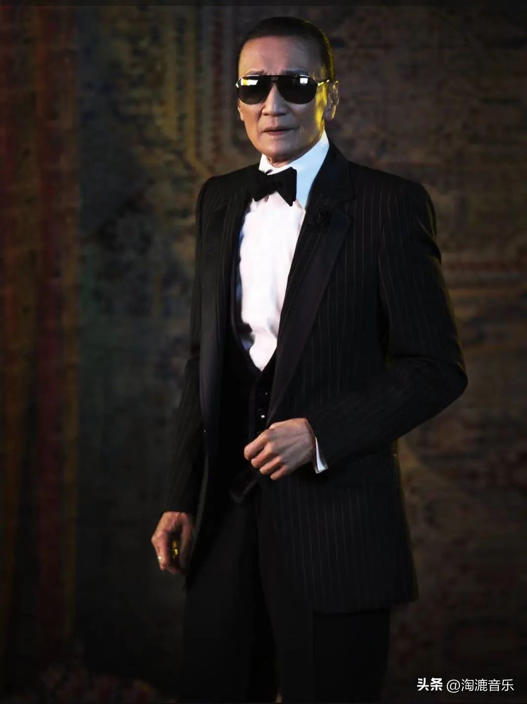 年少风流缠绵万花丛中，年逾八旬夺影帝，四哥的一生有多潇洒？