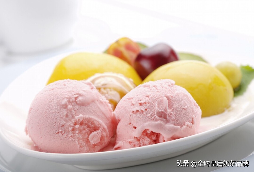 买冰淇淋机需要注意哪些,商用冰淇淋机的选购技巧