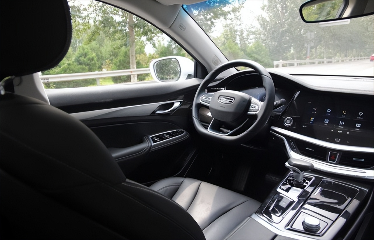 吉利博瑞驾驶感受,高速试驾吉利博瑞