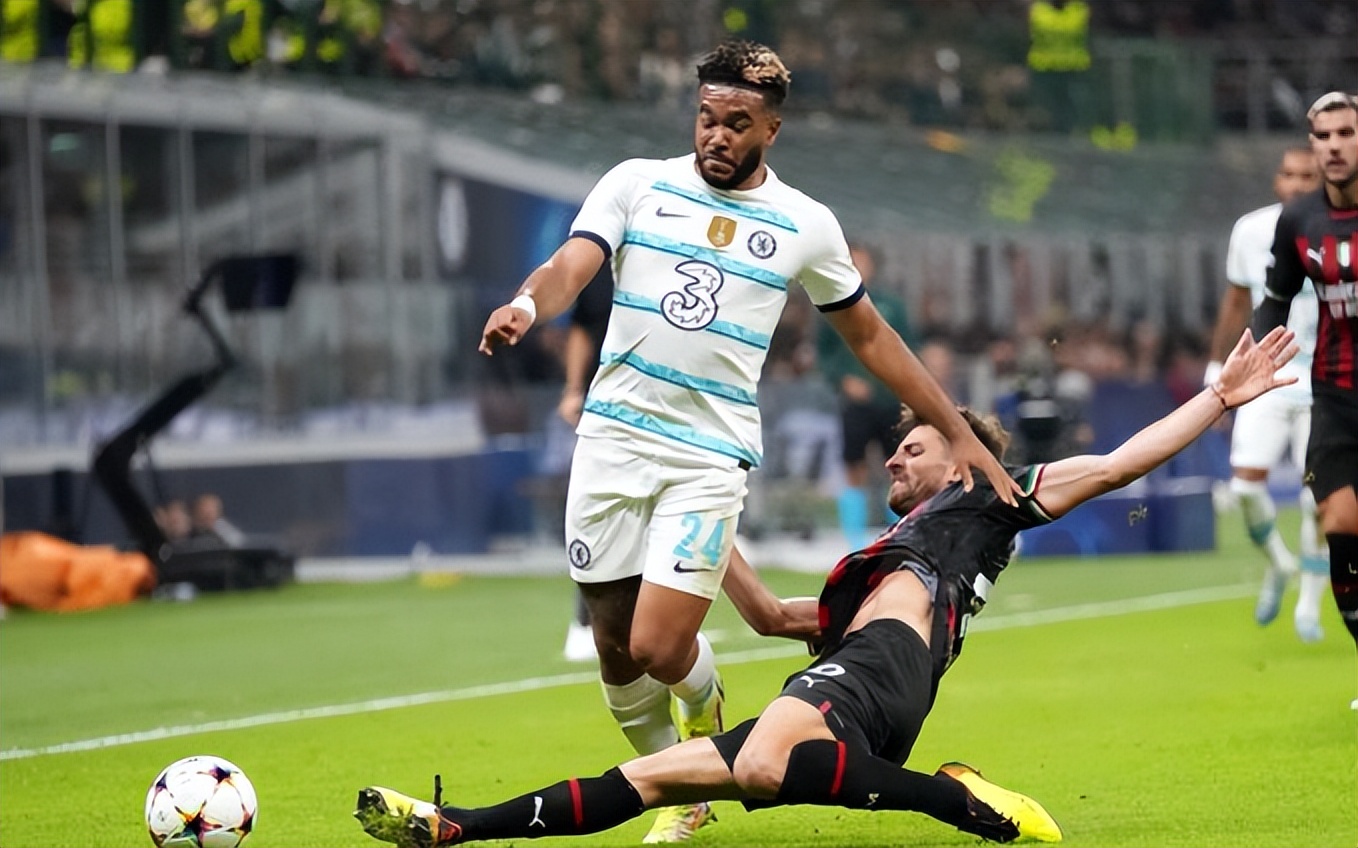 世界杯法国队受伤,本泽马世界杯受伤