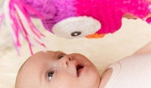 忘了喝孟婆汤的外国宝宝,上辈子没喝孟婆汤的婴儿对妈妈笑