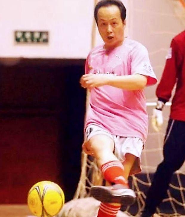 罗京去世后他妻子怎么样了,罗京去世后的照片