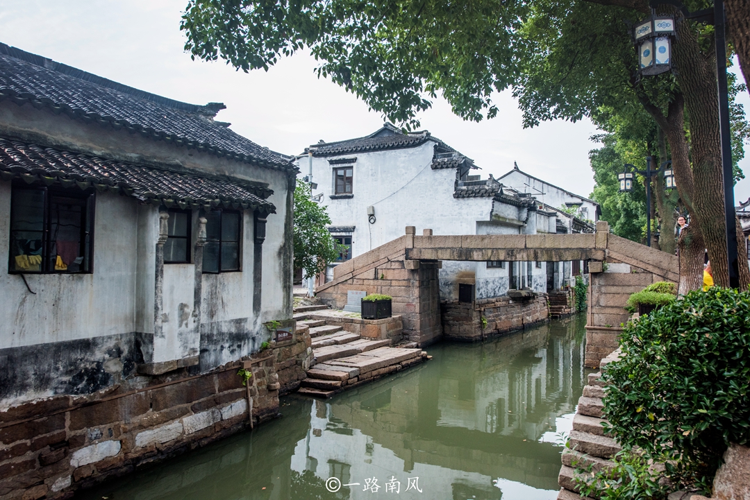 苏州甪直古镇开放了吗,苏州甪直古镇和周庄古镇哪个好玩