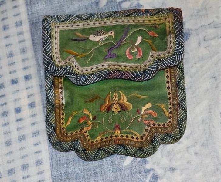 古代荷包有什么讲究,古代荷包的作用