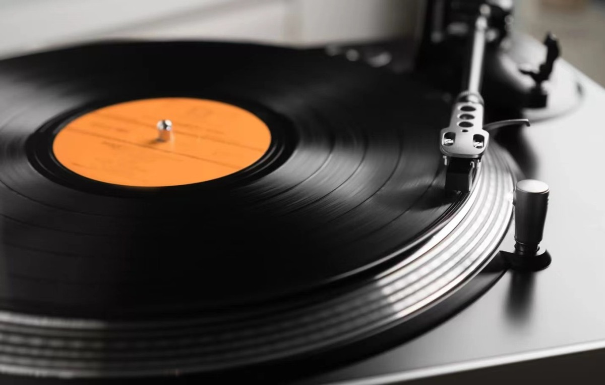 全球十大汽车品牌音响有哪些,世界前十名的十大顶级音响汽车