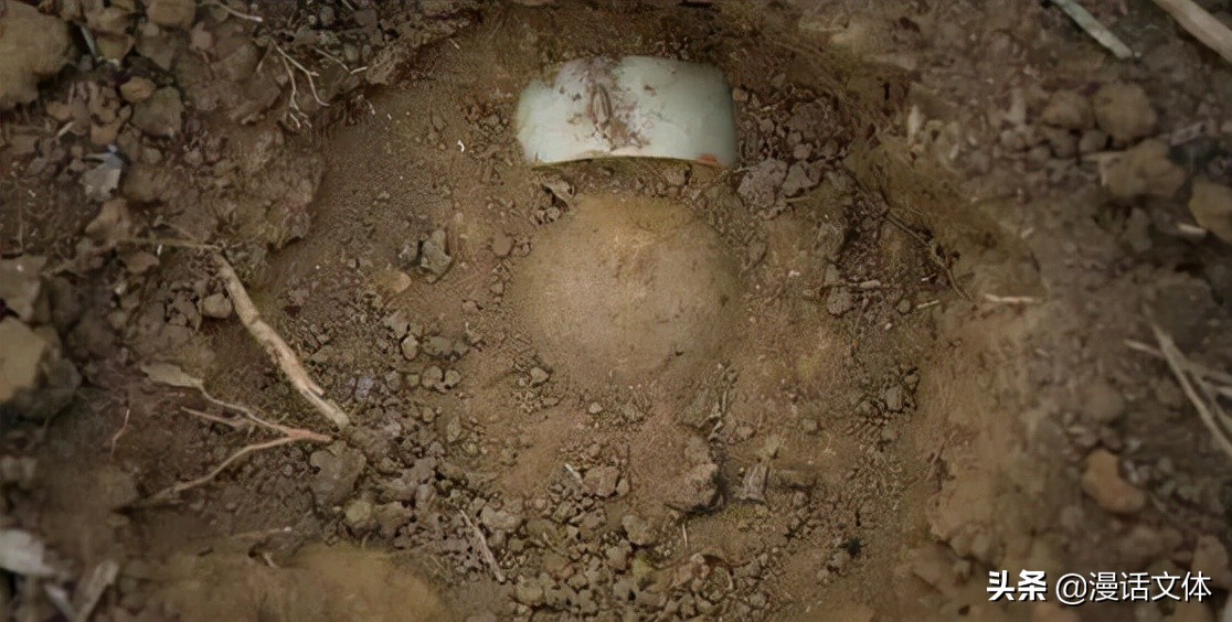 曾经原子弹爆炸过的地方,陈旧炮弹爆炸事件