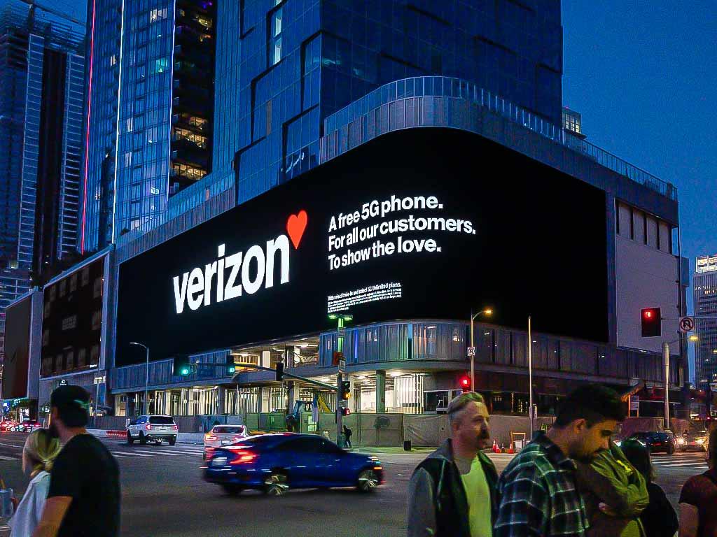 三思户外led显示屏服务商,三思LED显示屏怎么样