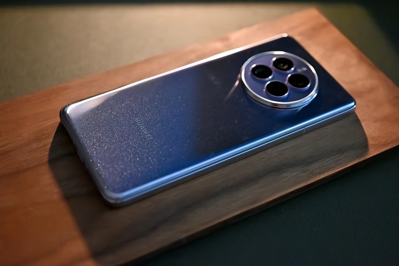 华为mate50对比苹果14pro测网速,mate50pro4g和iphone5g哪个快