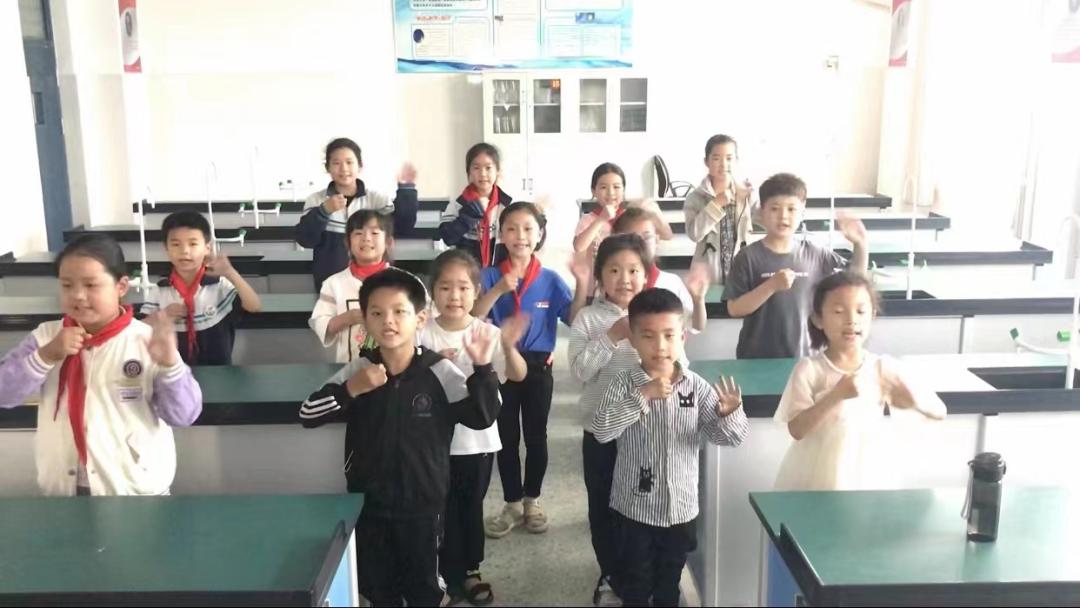 学校开展丰富多彩的社团活动,多彩社团活动增添校园活力