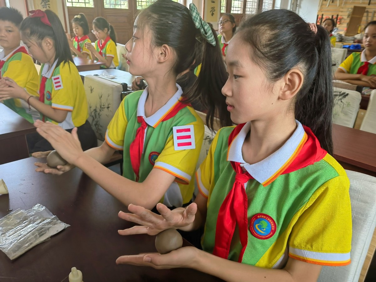 学好新思想做好接班人丨笛韵悠扬清凉一夏——临沂河东工业园实验学校暑假实践活动