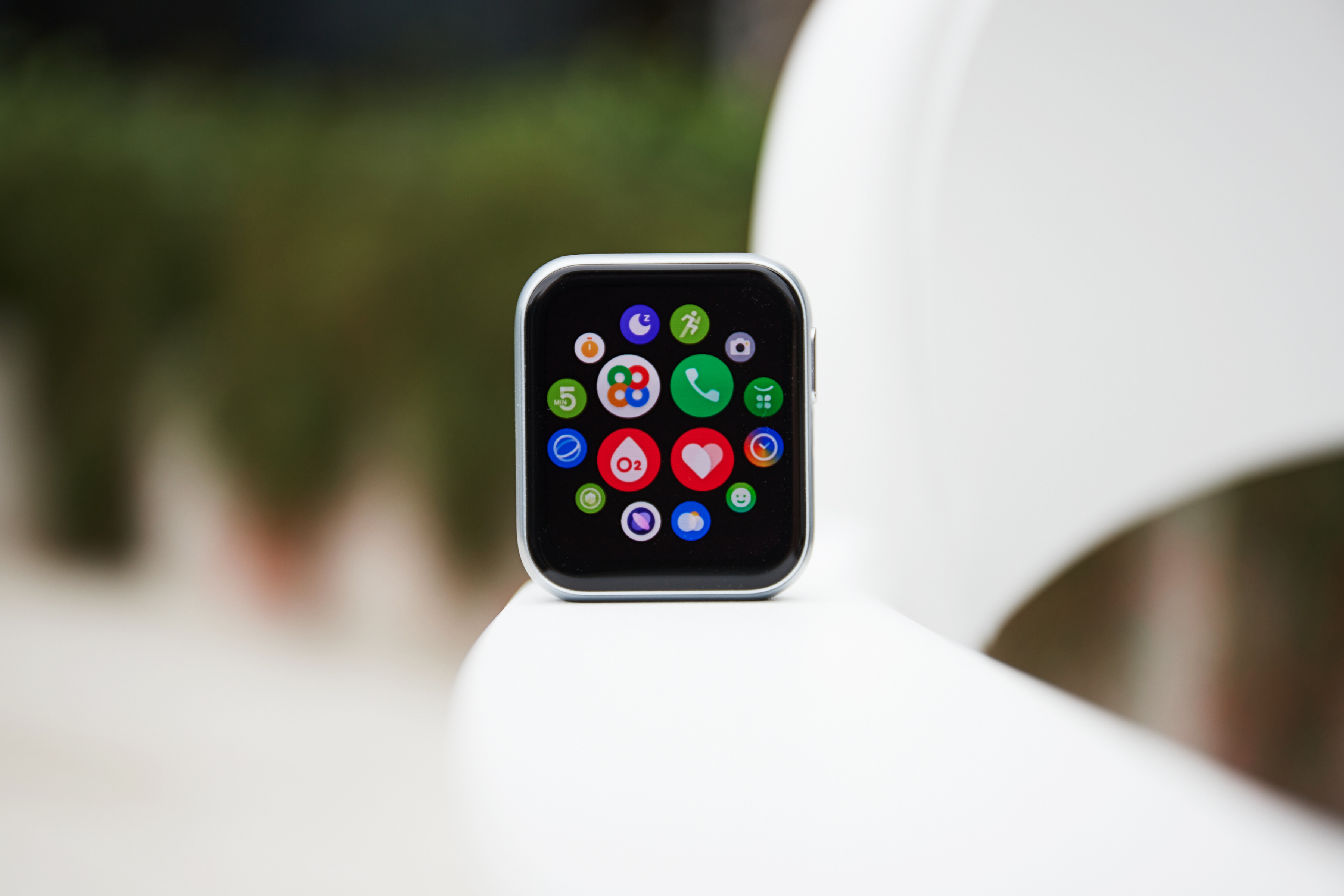 900块买智能手表还是手机,900元左右的运动智能手表