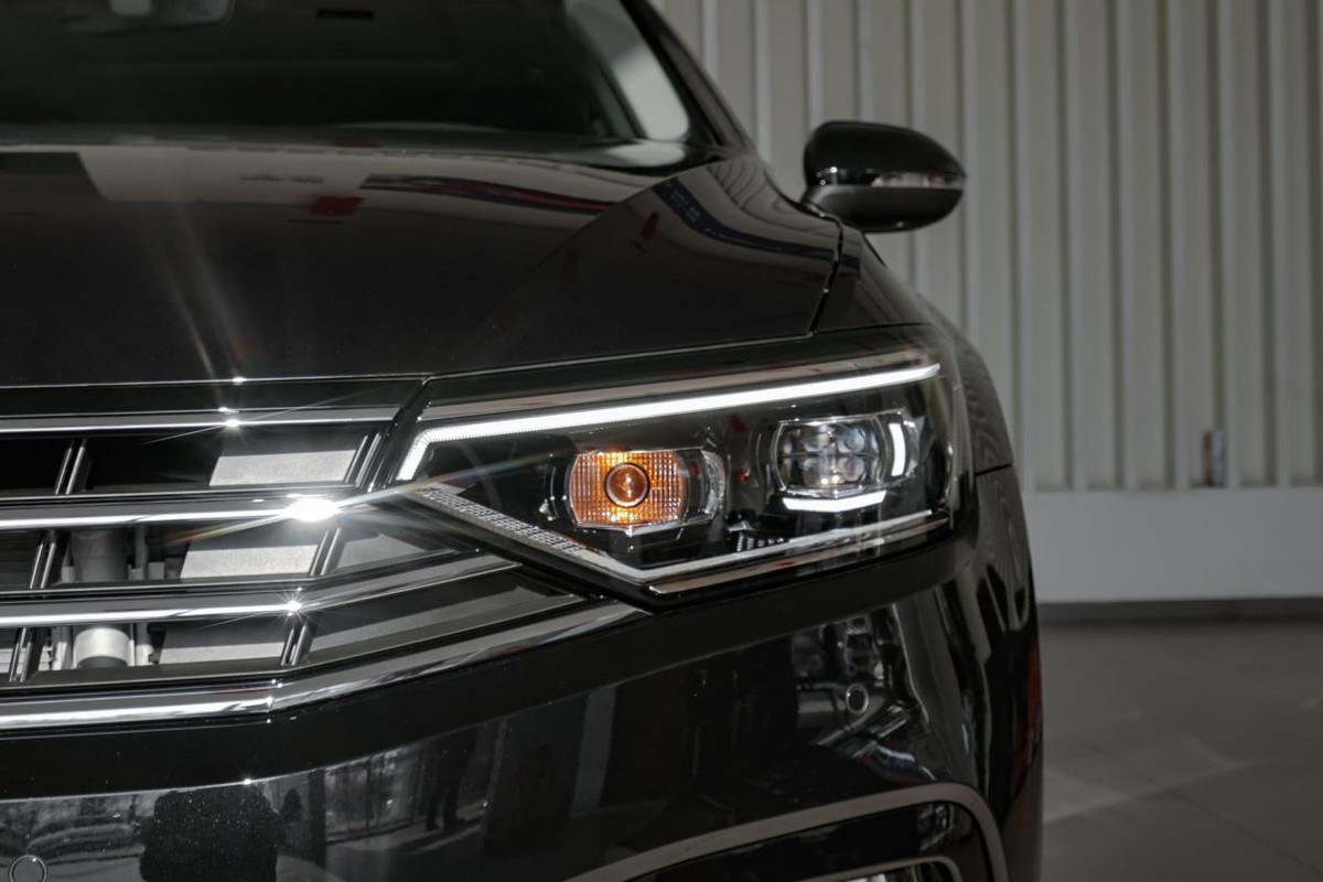 丰田凯美瑞大众迈腾广本雅阁对比,同档次的本田雅阁和凯美瑞哪个好