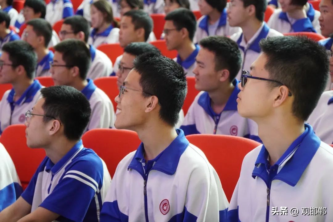 教育专家王金战简历,全国特级教师王金战