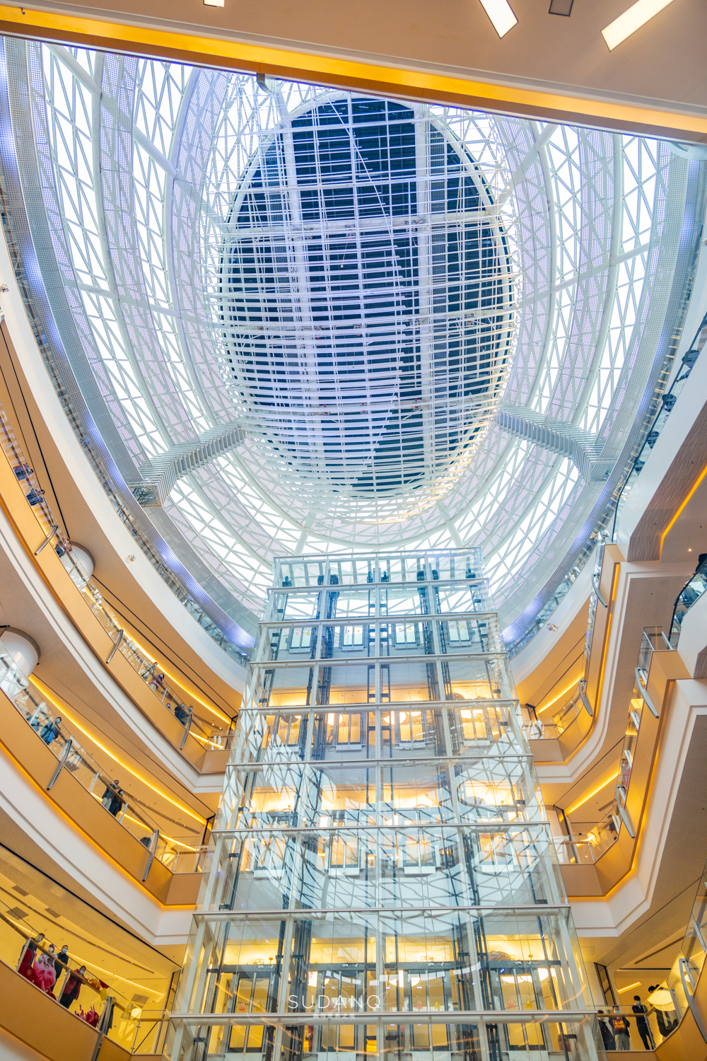 武汉的商场是不是全球最大的,武汉的商场亚洲最大