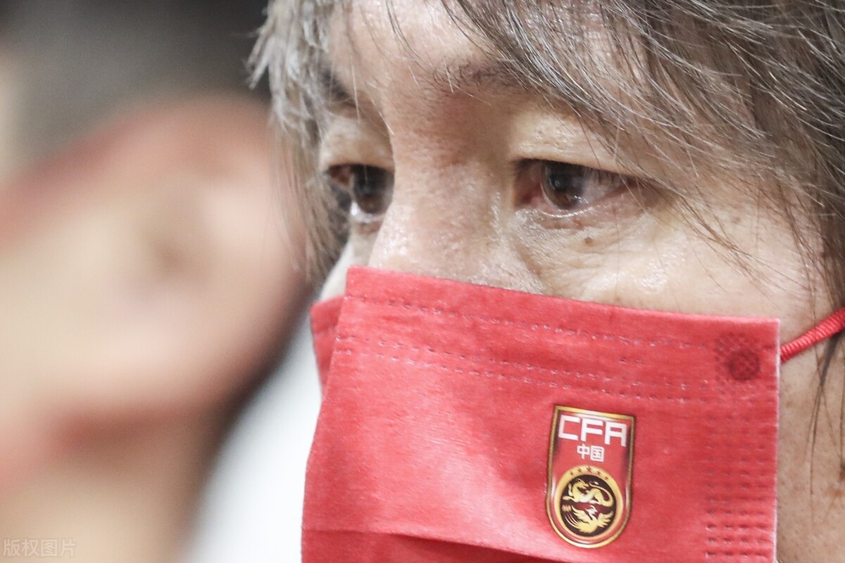 名记爆料李铁曾被实名举报打假球，足协却直接出面，为他撑腰摆平