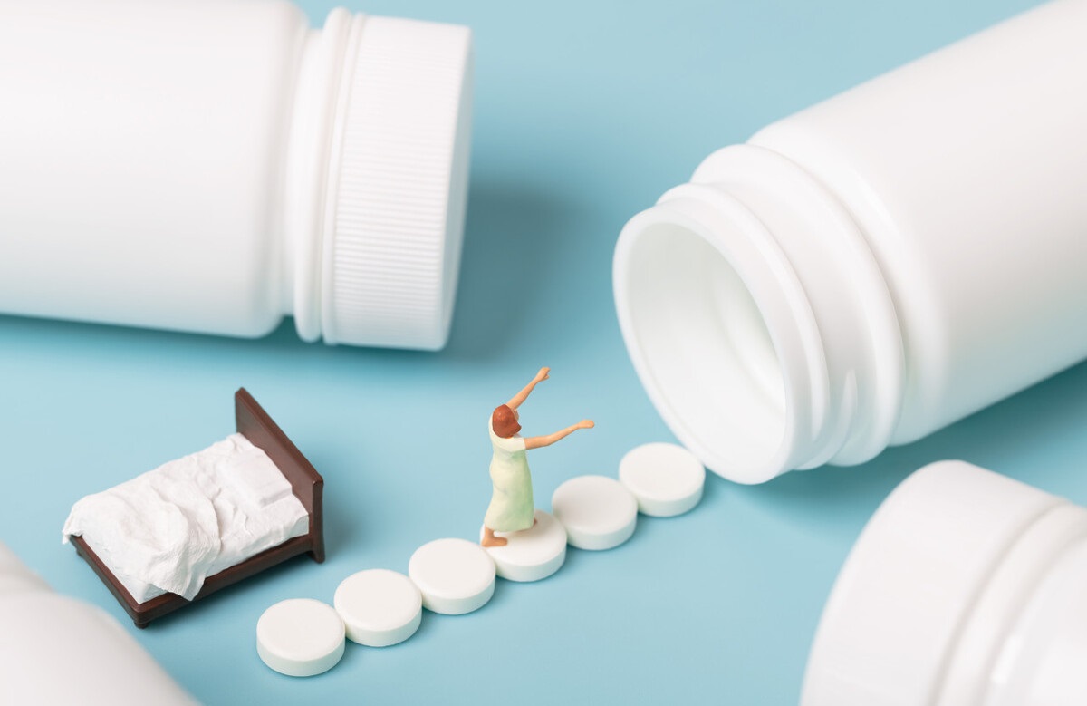 老年人失眠能吃劳拉西泮吗,老年人镇静助眠药