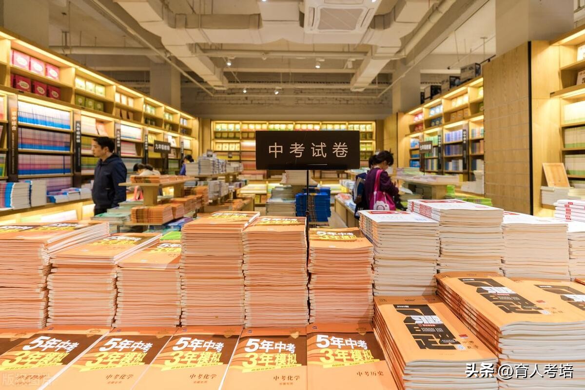 文秘资料员技师报考条件,工程资料员需要具备什么条件