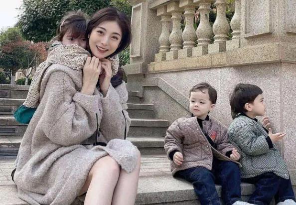 未婚妈妈生下三胞胎合法吗,未婚妈妈怀孕混血三胞胎