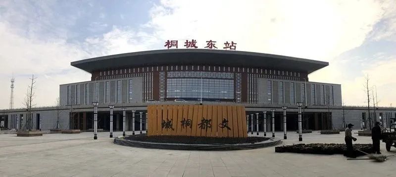 康熙释放了一名囚犯,帮助雍正成功登基,乾隆对他念念不忘