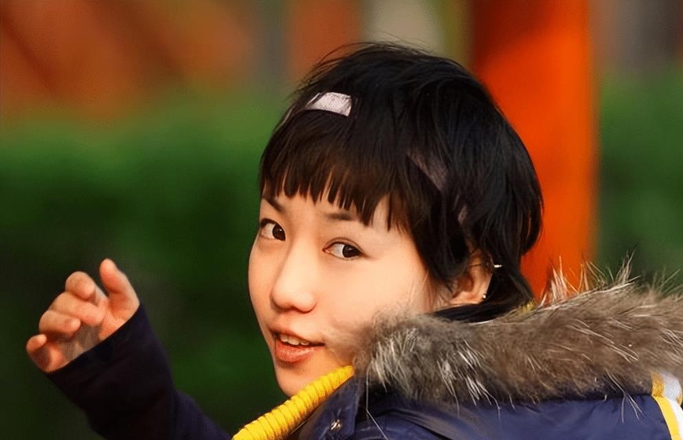 “网红模特”*筱雨张**,出道一年拍21套人体写真,现38岁仍单身未婚