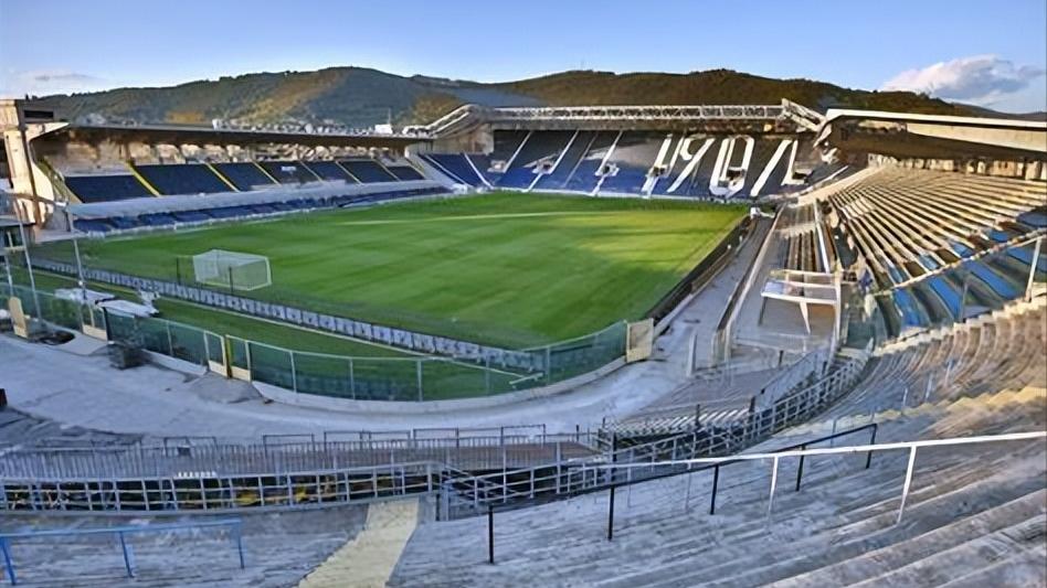 德甲联赛18座球场巡礼,意甲联赛赛场