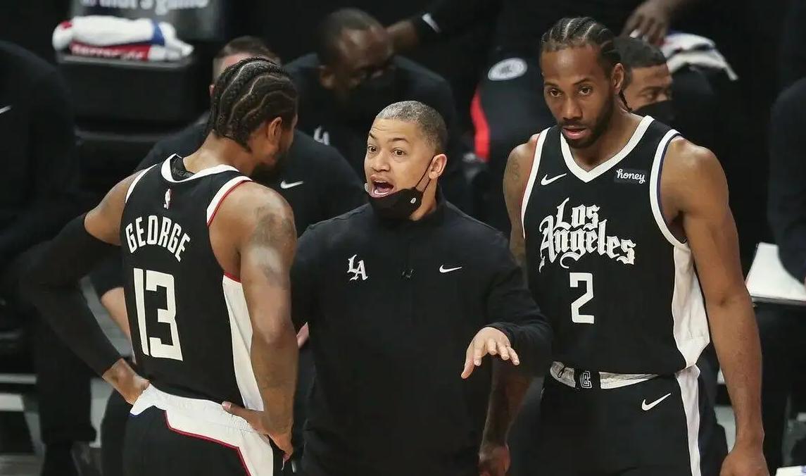 快船队最新首发阵容,快船季后赛首发阵容名单