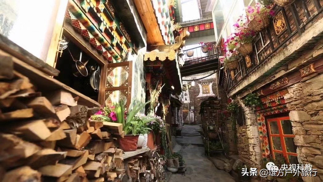 川西稻城亚丁四姑娘山色达路线,川西旅游色达佛学院