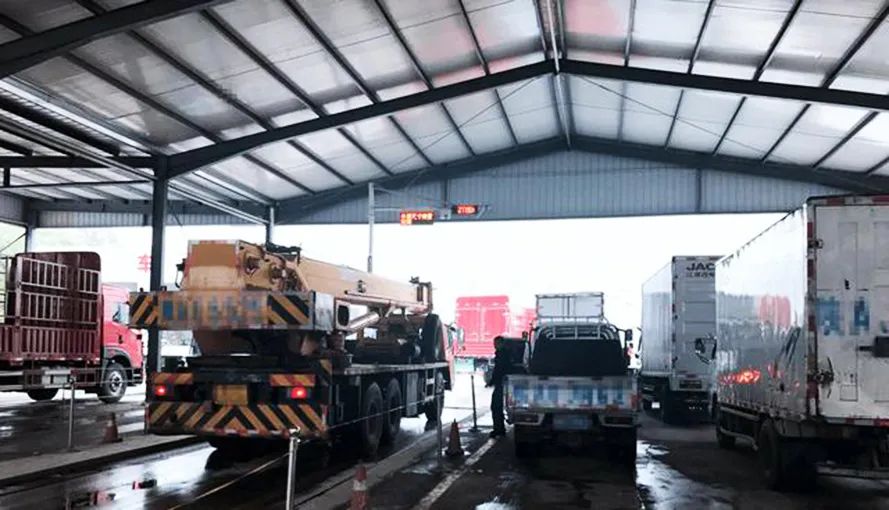 找代办年检多少钱,找代办验车多少钱