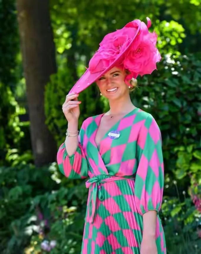 英国皇家赛马会衣服帽子,英国赛马帽子