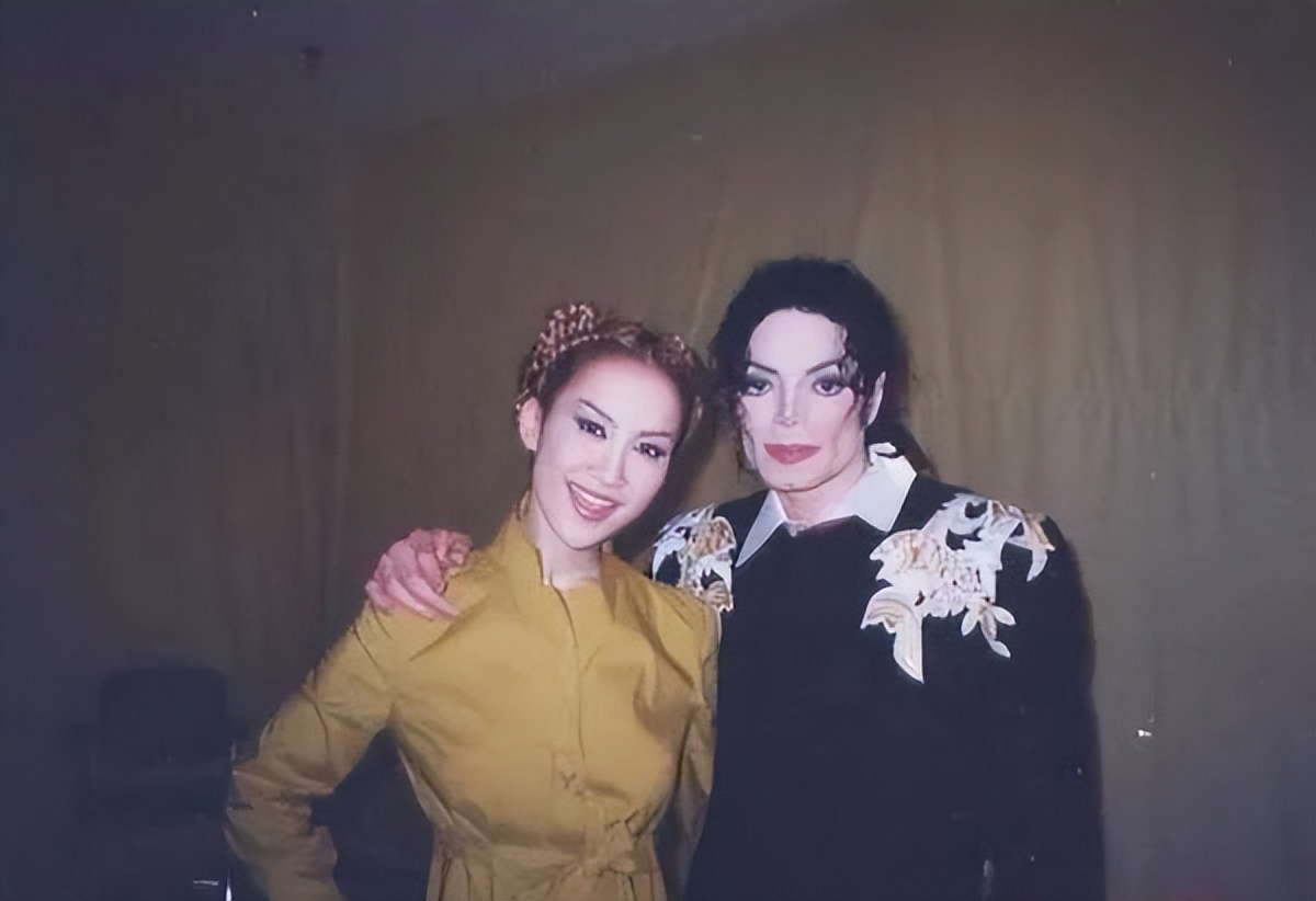 coco李玟月光爱人现场版,coco李玟月光爱人演唱会