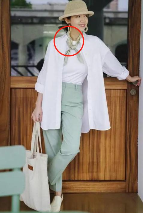 什么衣服适合跟衬衫叠穿,衬衫叠穿高级感春天