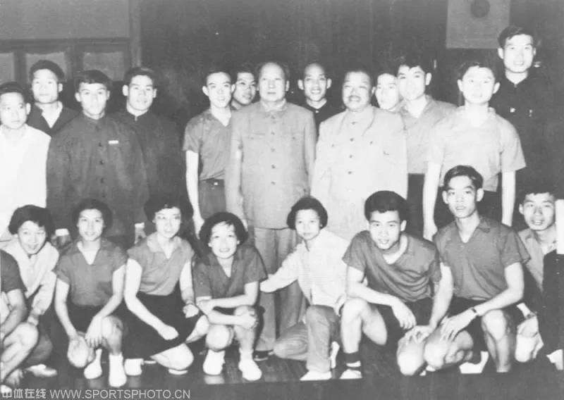 文明其精神野蛮其体魄看法,文明其精神野蛮其体魄分析