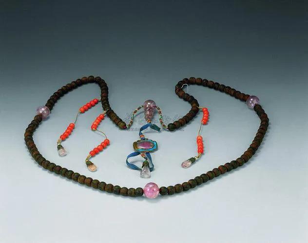 清代的朝珠值多少钱,中国古代十大名珠