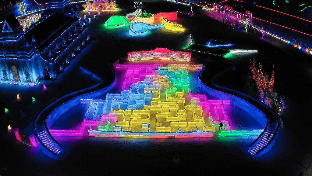 2022春晚冰雪闪亮登场中国年,瑞雪兆丰年舞台大屏幕背景视频