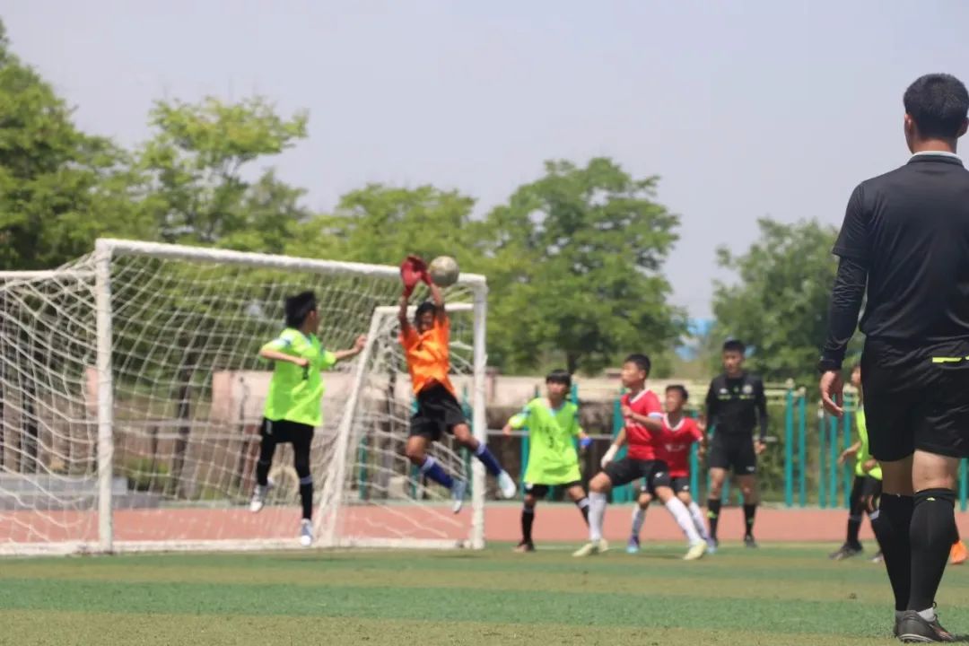 西咸新区足球联赛沣东第六小学,沣东新城小学足球联赛