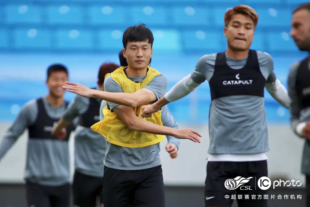 青岛海牛前瞻,青岛海牛vs青岛西海岸赛前发布会