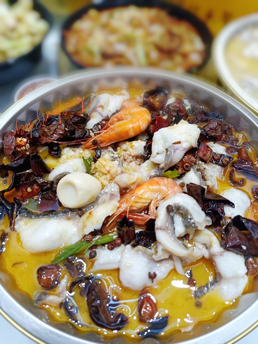 在厦门，8个朋友一桌外卖人均60不到，朋友夸我会持家