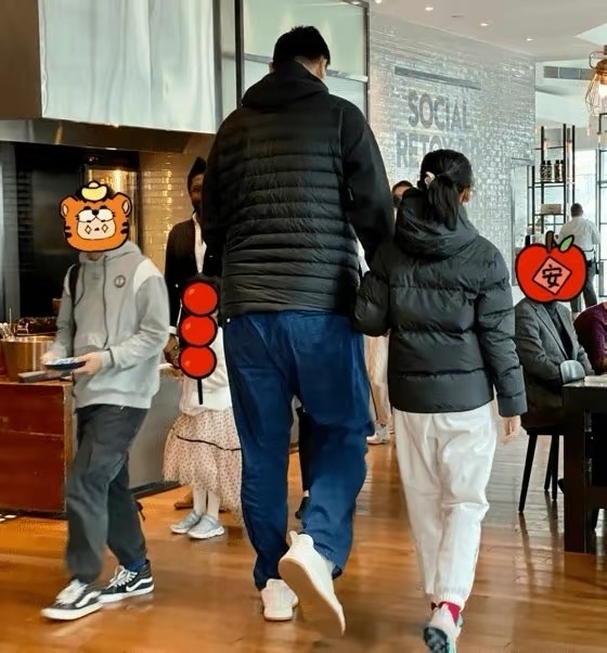 姚明妻子和易建联妻子,姚明易建联的妻子