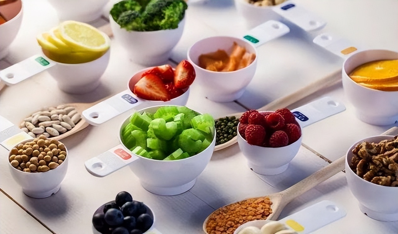 被米卢称赞的足球神童,周了了足球神童视频直播